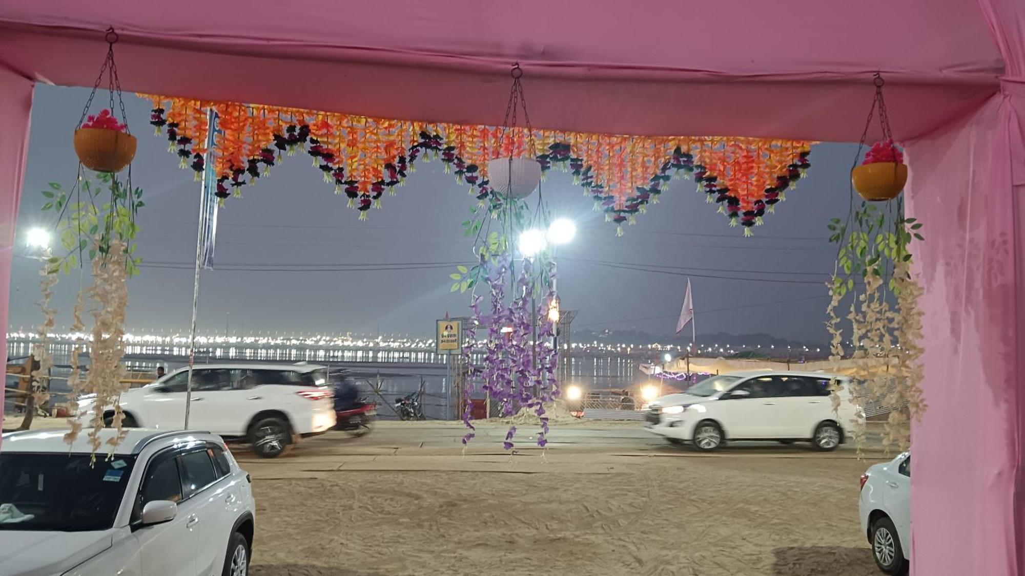 Mahakumbh Luxury Cottage Allāhābād Junction Exterior foto